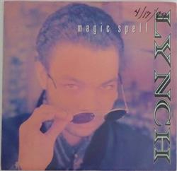 lataa albumi Roger Lynch - Magic Spell