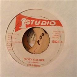 escuchar en línea Lee Perry Monty & The Cyclones - Pussy Galore Summertime